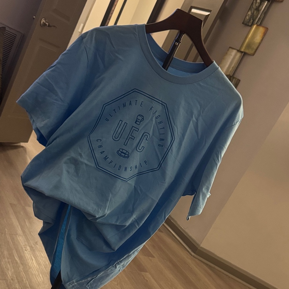 🔥UFC Men’s Sky Blue Logo Short Sleeve Tee🔥BRAND NEW WITH TAGS ❣️